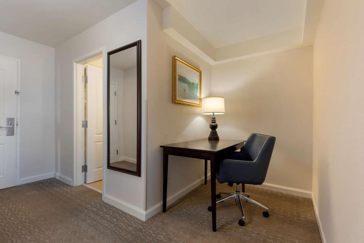 Best Western Plus Vineyard Inn And Suites Penn Yan Eksteriør billede
