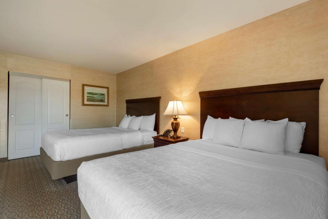 Best Western Plus Vineyard Inn And Suites Penn Yan Eksteriør billede