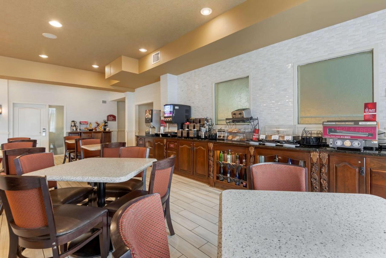 Best Western Plus Vineyard Inn And Suites Penn Yan Eksteriør billede